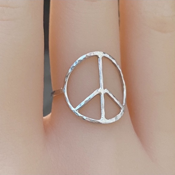 Sterling silver Peace sign ring, handmade ring, made to order - Picture 2 of 7